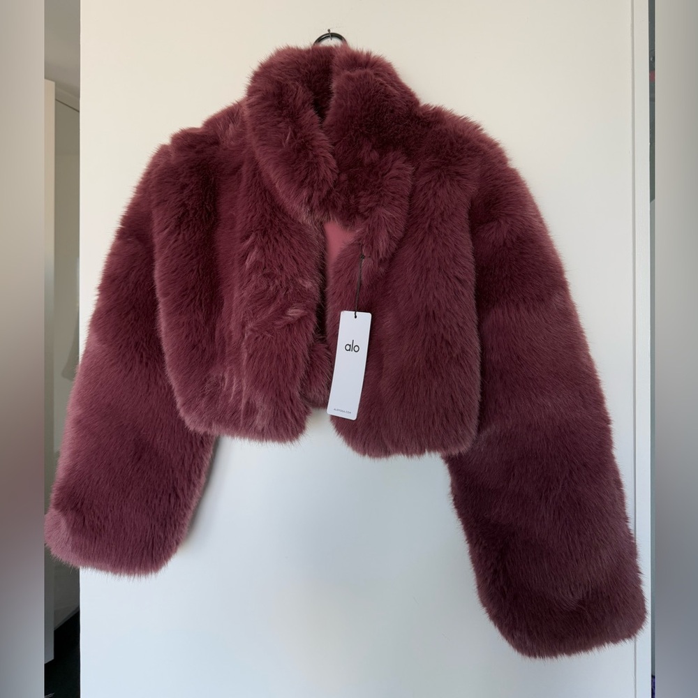 ALO Yoga Dusty Rose Faux Fur Cropped Bomber Jacket - Picture 3 of 7